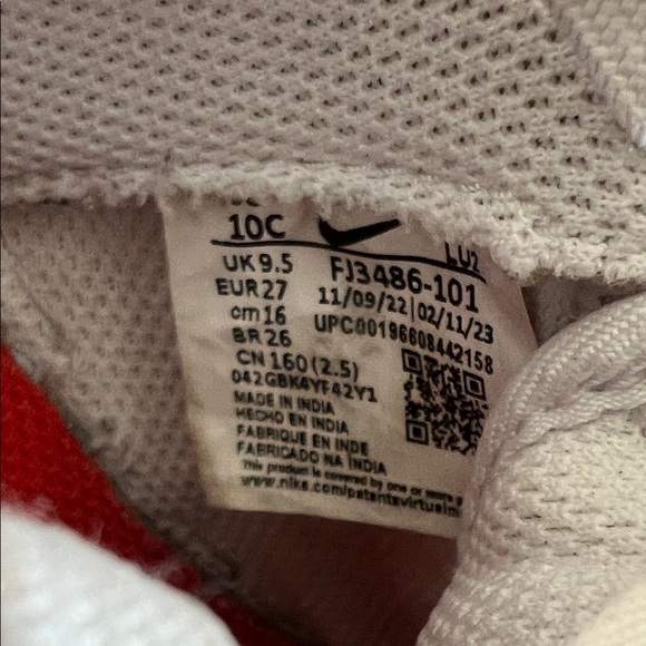 Nike Air Force 1 Kids White and Red Sneakers - Picture 3 of 9